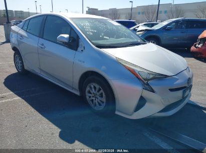 2017 TOYOTA PRIUS TWO Silver  Hybrid JTDKBRFU7H3024467 photo #1