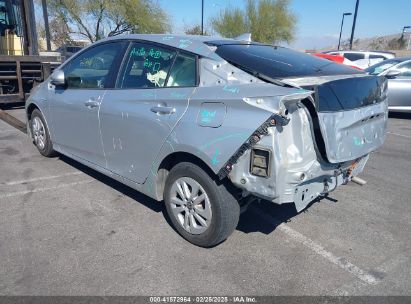 2017 TOYOTA PRIUS TWO Silver  Hybrid JTDKBRFU7H3024467 photo #4