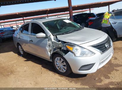 2016 NISSAN VERSA 1.6 S+ Gray  Gasoline 3N1CN7AP8GL915021 photo #1