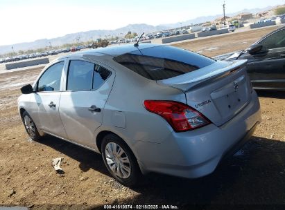 2016 NISSAN VERSA 1.6 S+ Gray  Gasoline 3N1CN7AP8GL915021 photo #4