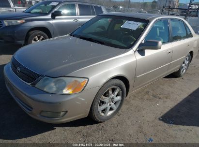 2000 TOYOTA AVALON XLS Gold  Gasoline 4T1BF28B6YU027681 photo #3