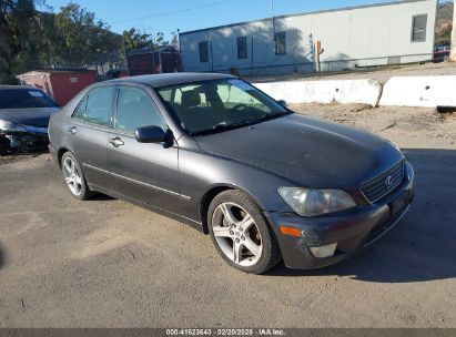 2001 LEXUS IS 300 Gray  Gasoline JTHBD182210033784 photo #1