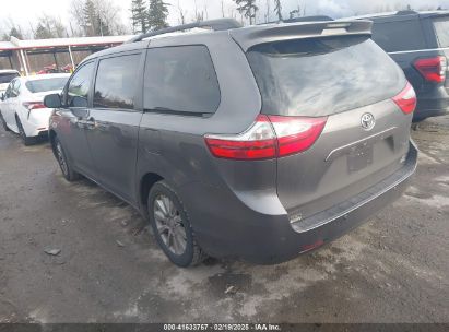 2017 TOYOTA SIENNA XLE/LIMITED Gray  Gasoline 5TDDZ3DC4HS160419 photo #4