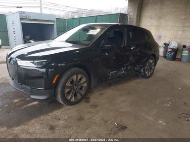 2025 BMW IX XDRIVE50 WB523CF08SCS59616 photo #3