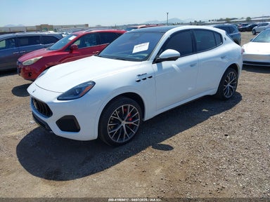 2023 MASERATI GRECALE MODENA White  Gasoline ZN682AVM6P7427195 photo #3