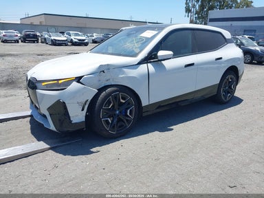 2025 BMW IX XDRIVE50 WB523CF07SCT17117 photo #3
