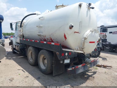 1996 VOLVO WG WG 4V4JDBPF3TR850384 photo #4