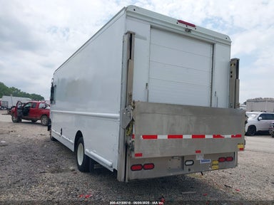 2010 FREIGHTLINER CHASSIS M LINE WALK-IN VAN 4UZAAPDU0ACAS1520 photo #4