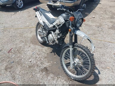 2024 YAMAHA XT250 JYADG24E8RA018070 photo #1