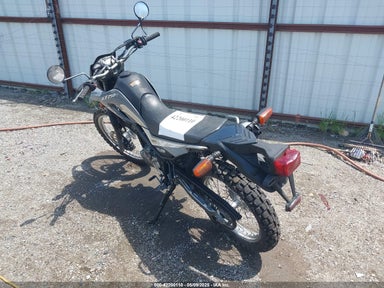 2024 YAMAHA XT250 JYADG24E8RA018070 photo #4