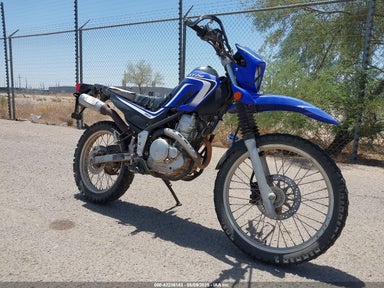 2014 YAMAHA XT250 JYADG24E4EA002037 photo #1