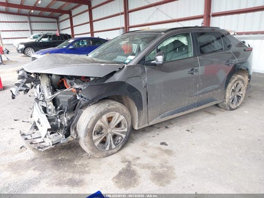2023 TOYOTA BZ4X XLE JTMABACA6PA029144 photo #3