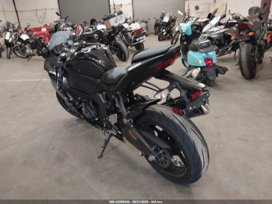 2019 KAWASAKI ZX636 K JKBZXJH10KA000735 photo #4