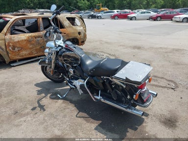 2011 HARLEY-DAVIDSON FLHR 1HD1FB417BB647597 photo #4