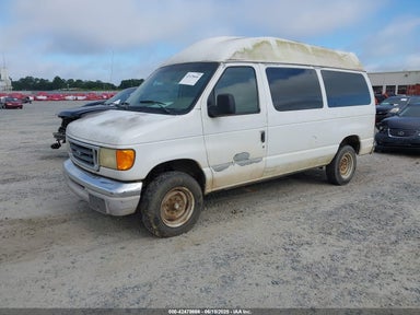 2004 FORD E-350 SUPER DUTY CHATEAU/XL/XLT White  Gasoline 1FBNE31L34HA22488 photo #3