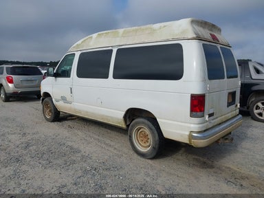 2004 FORD E-350 SUPER DUTY CHATEAU/XL/XLT White  Gasoline 1FBNE31L34HA22488 photo #4