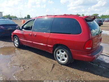 2000 DODGE GRAND CARAVAN ES 1B4GP74L3YB630549 photo #4