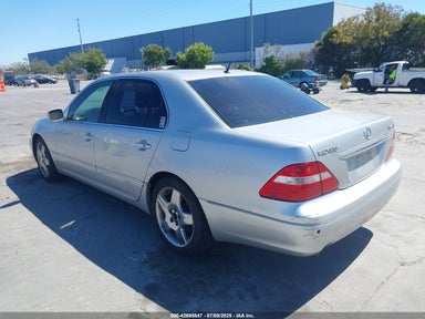 2005 LEXUS LS 430 JTHBN36F555023564 photo #4