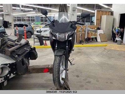 MLHMC4124C5300290 HONDA CBR250 Photo 1