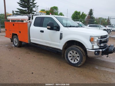 FORD F-350 CHASSIS 2022. Lot# 30090437. VIN 1FD8X3F63NEE26900. Photo 1