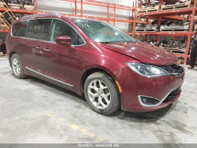 CHRYSLER PACIFICA 2018. Lot# 30090813. VIN 2C4RC1EG9JR166759. Photo 1