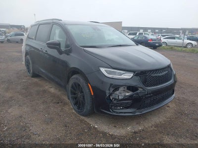 CHRYSLER PACIFICA 2024. Lot# 30091097. VIN 2C4RC1S7XRR178211. Photo 1