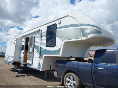 GLENDALE TITANIUM 2006. Lot# 30091223. VIN 2GRFW28T96S062349. Photo 1
