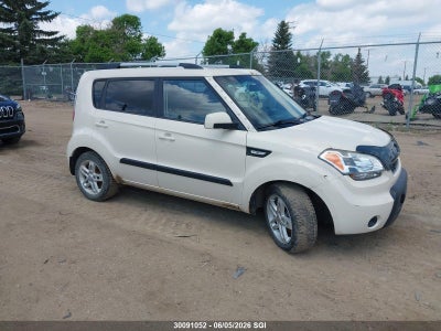KIA SOUL 2011. Lot# 30091052. VIN KNDJT2A21B7727360. Photo 1