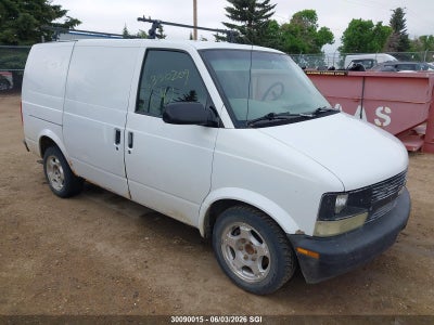 CHEVROLET ASTRO 2004. Lot# 30090015. VIN 1GCDM19X94B113628. Photo 1