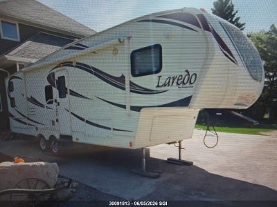 KEYSTONE TRAILER hornet 2012. Lot# 30091813. VIN 4YDF2752XCK600425. Photo 1