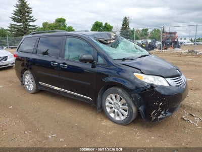 TOYOTA SIENNA 2011. Lot# 30090097. VIN 5TDDK3DC3BS017778. Photo 1