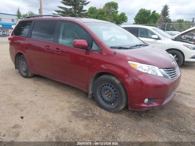 TOYOTA SIENNA 2014. Lot# 30091970. VIN 5TDDK3DC9ES074507. Photo 1