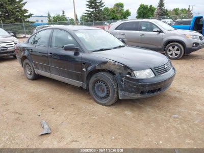 VOLKSWAGEN PASSAT 1999. Lot# 30092039. VIN WVWAD63B2XE179342. Photo 1