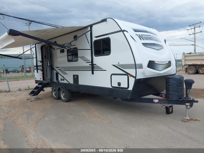 WINNEBAGO MINNIE 2022. Lot# 30092005. VIN 54CTM1P26N6065275. Photo 1