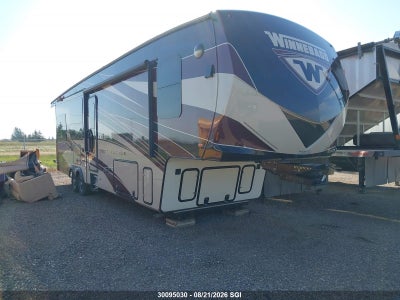 54CB12320G1P20479 WINNEBAGO Destination Photo 1
