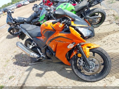 MLHNC5168G5200048 HONDA CBR300 Photo 1