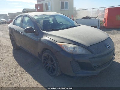 2013 MAZDA 3