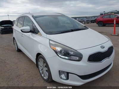 KNAHU8A36F7122308 KIA RONDO Photo 1