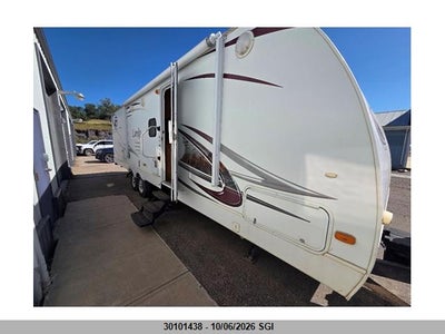 2011 KEYSTONE LAREDO