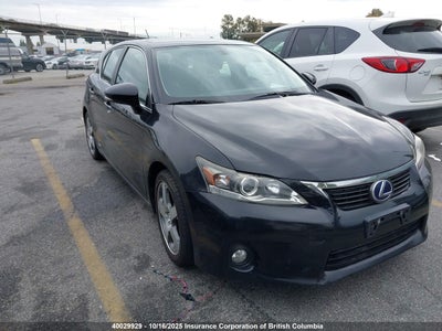 JTHKD5BH0B2028609 LEXUS CT Photo 1