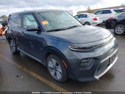 KNDJ33A13P7030535 KIA SOUL EV Photo 1