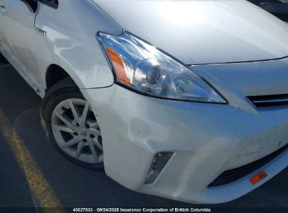 JTDZN3EU3E3300451 TOYOTA PRIUS V Photo 1