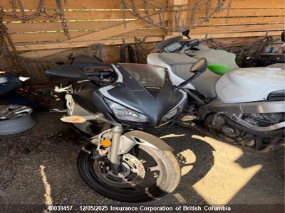 MLHNC516XF5100306 HONDA CBR300 Photo 1