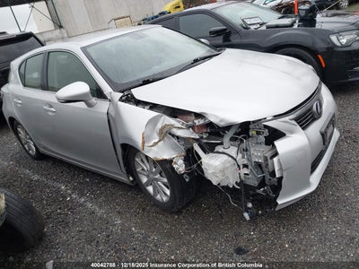 JTHKD5BHXC2080833 LEXUS CT Photo 1