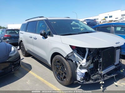 KNDNE5KA9T6145422 KIA CARNIVAL Photo 1