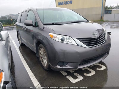 TOYOTA SIENNA 2012. Lot# 40072345. VIN 5TDJK3DC1CS038391. Photo 1