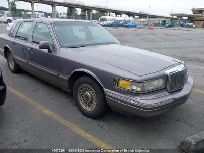 LINCOLN TOWN CAR 1995. Lot# 40072391. VIN 1LNLM81W7SY744102. Photo 1