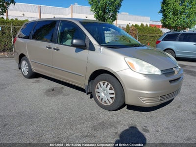 TOYOTA SIENNA 2004. Lot# 40072938. VIN 5TDZA29C04S016246. Photo 1
