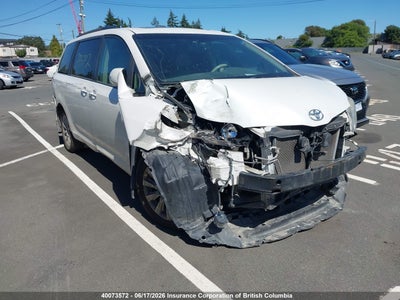 TOYOTA SIENNA 2014. Lot# 40073572. VIN 5TDDK3DC0ES083340. Photo 1