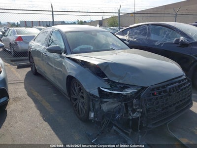 2022 Audi S8 VIN WAULSAF84NN007583 auction photo